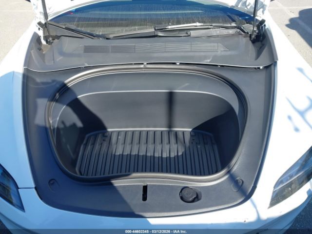 Tesla Model 3 | 9