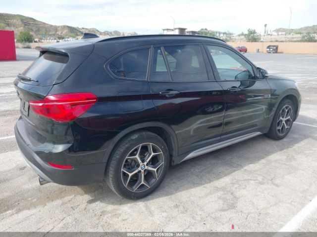 BMW X1 | 12