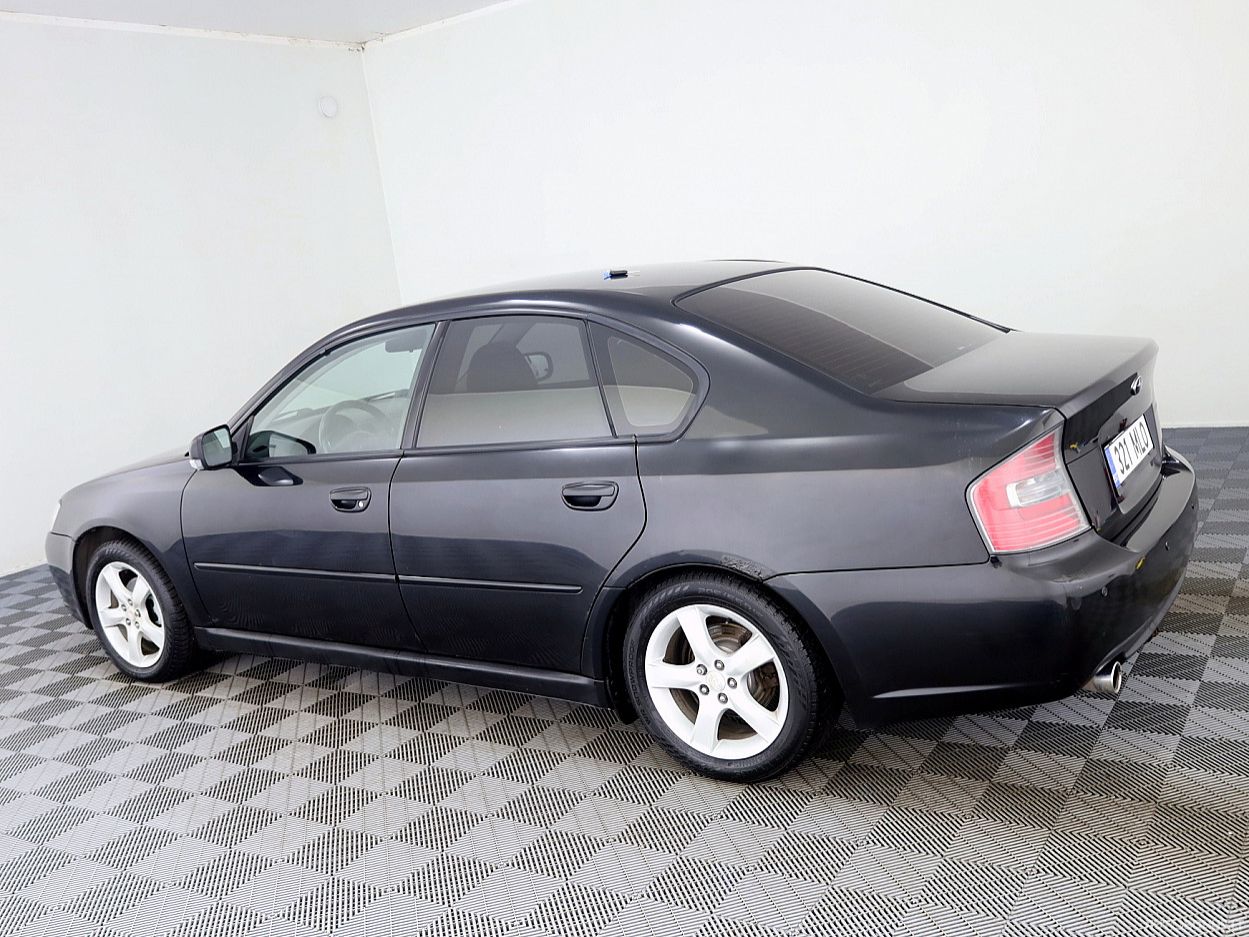 Subaru Legacy | 3