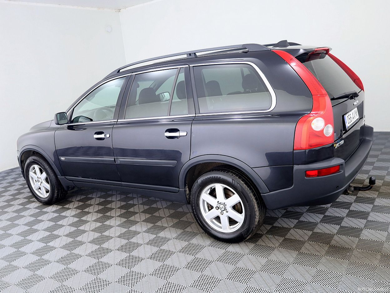 Volvo XC90 | 3