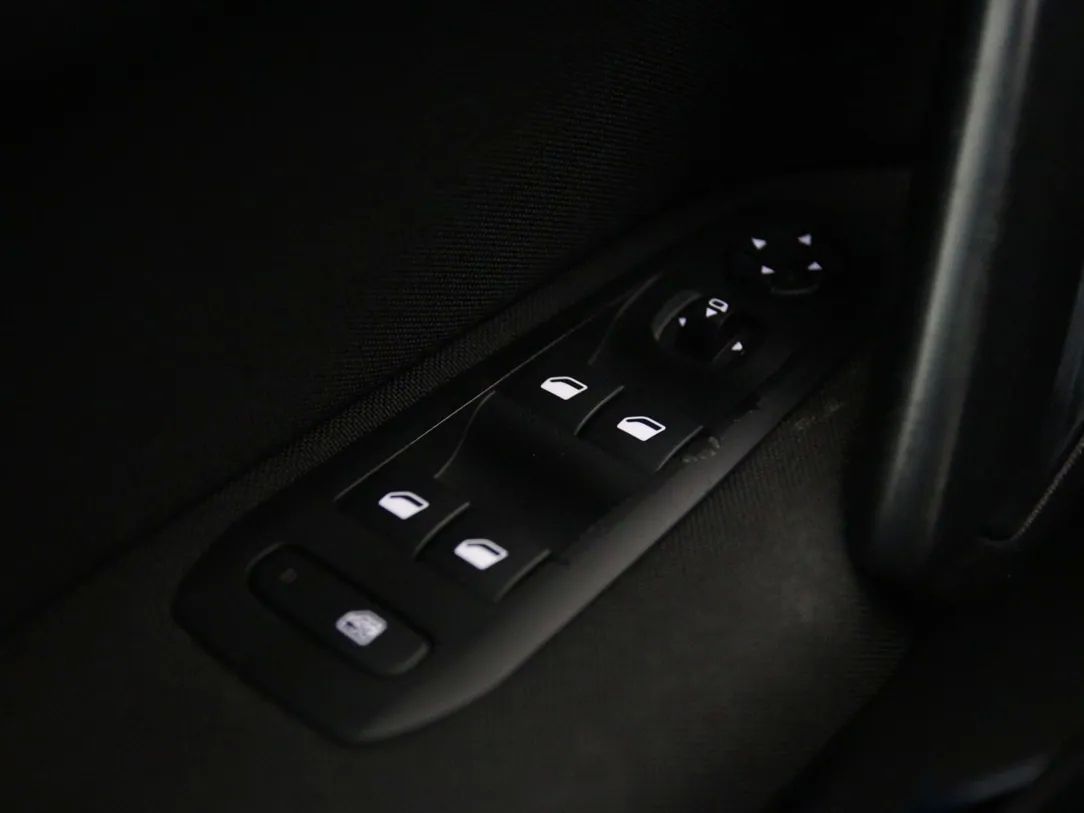 Peugeot 308 | 25