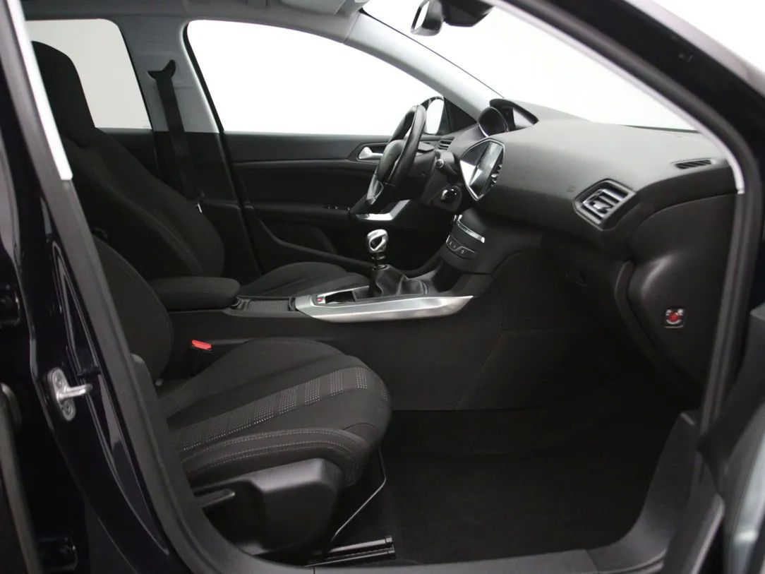 Peugeot 308 | 13