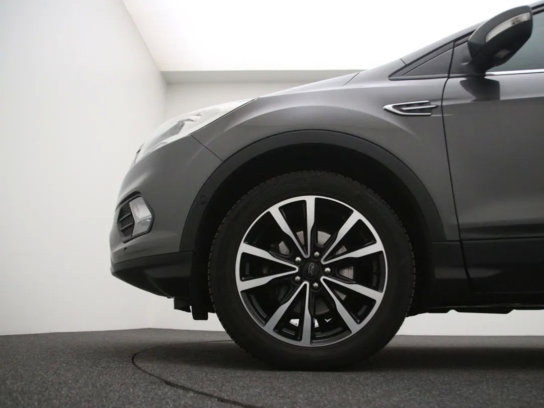 Ford Kuga | 27
