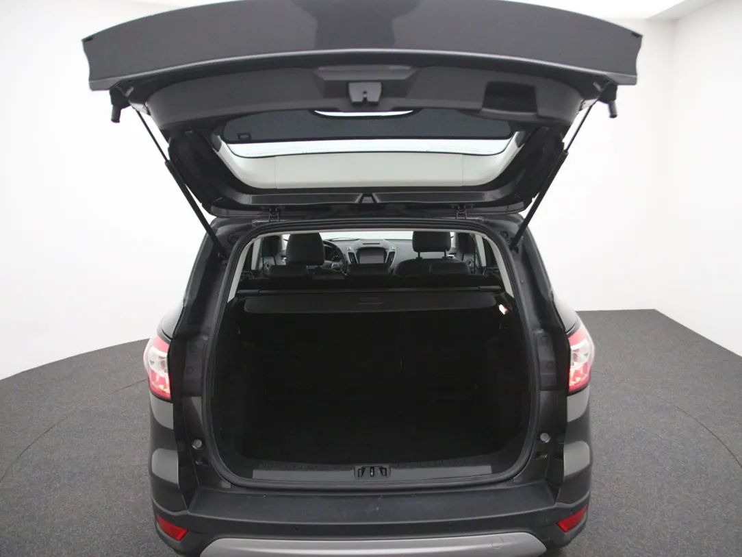 Ford Kuga | 31
