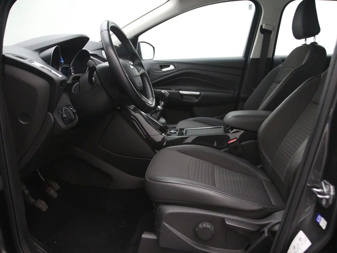 Ford Kuga | 3