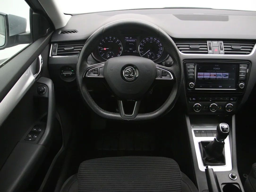 Skoda Octavia | 16