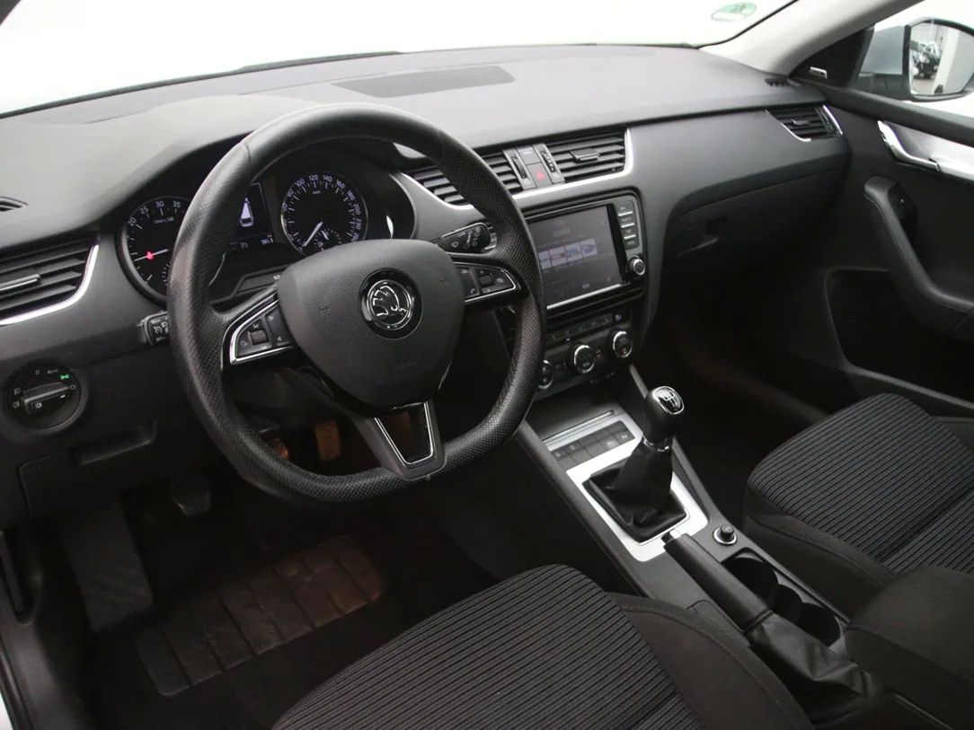 Skoda Octavia | 15