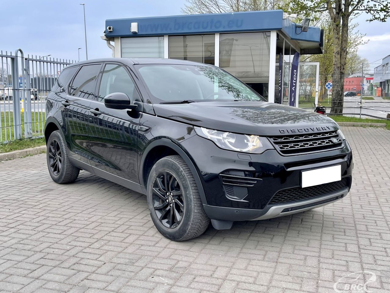 Land Rover Discovery | 25