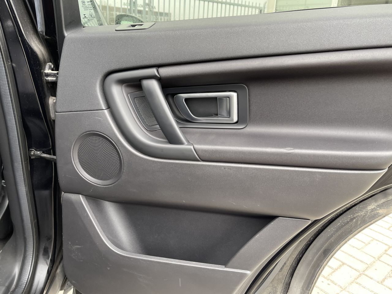 Land Rover Discovery | 6