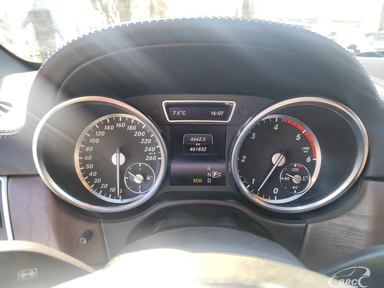 Mercedes-Benz ML350 | 9