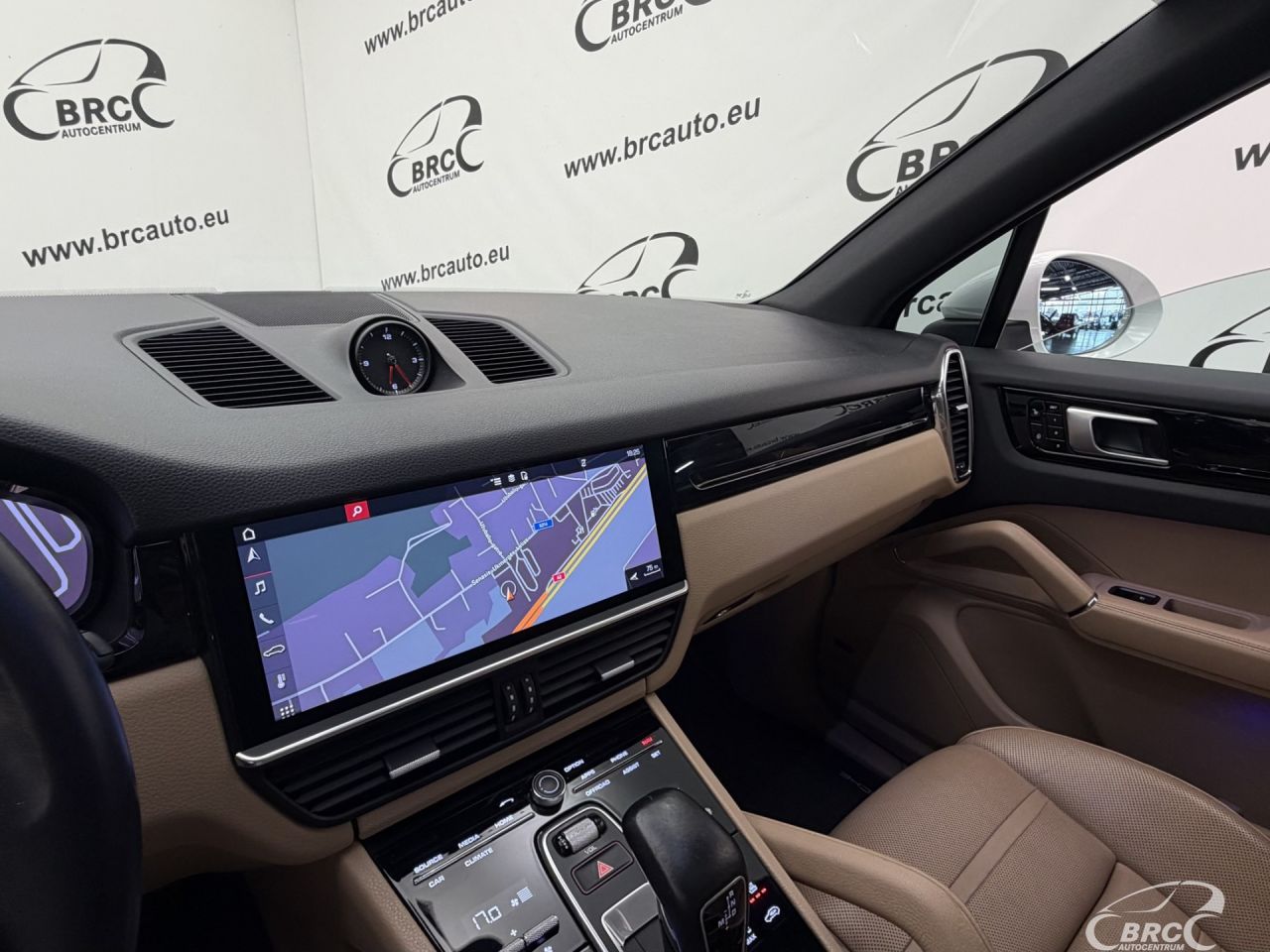 Porsche Cayenne | 28