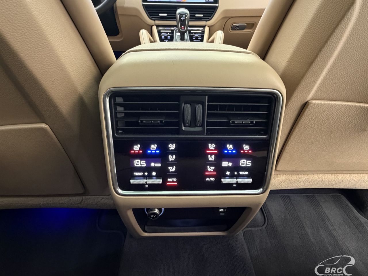 Porsche Cayenne | 14
