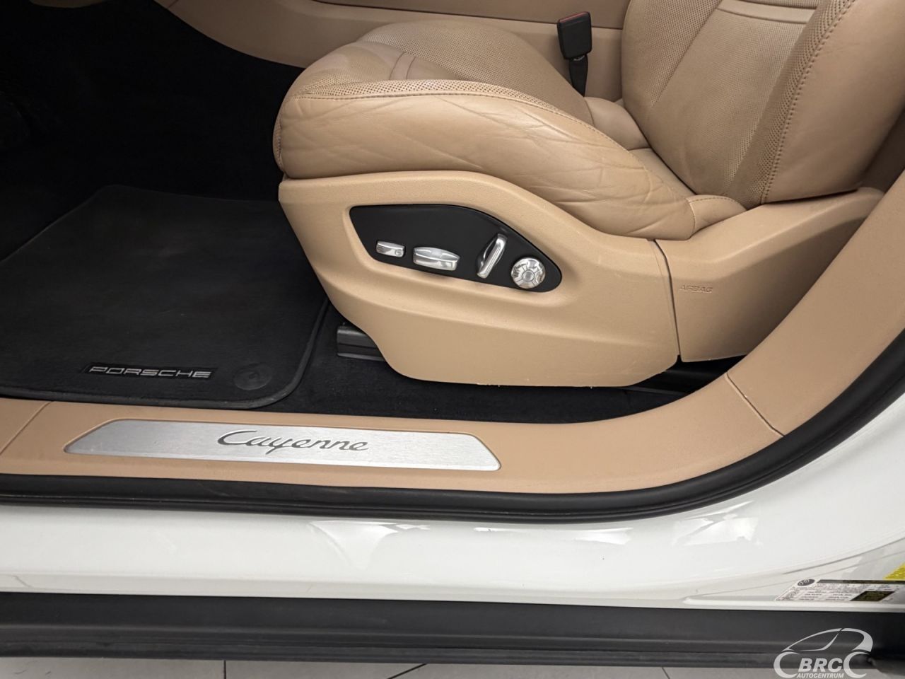 Porsche Cayenne | 23