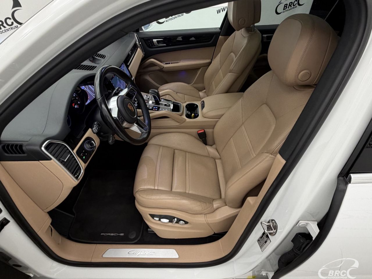 Porsche Cayenne | 22