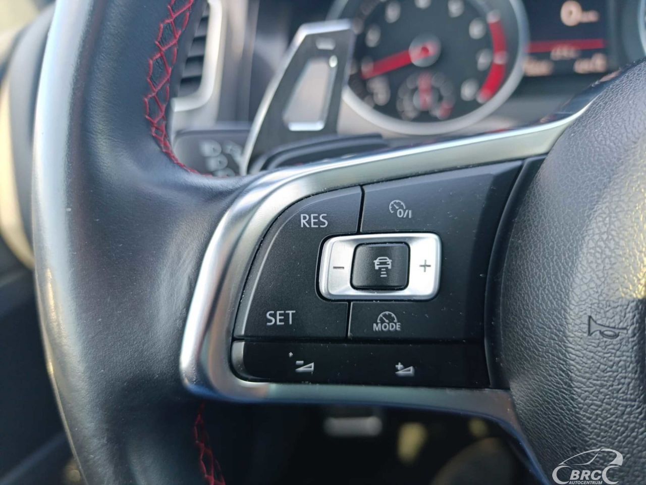Volkswagen Golf | 15