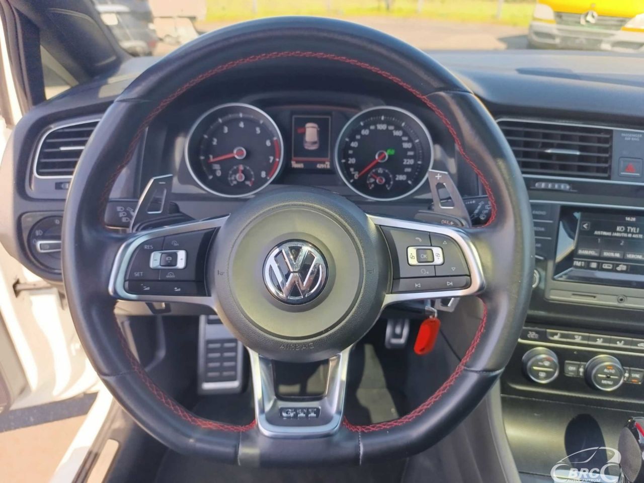 Volkswagen Golf | 14