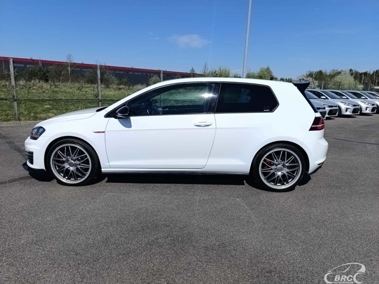 Volkswagen Golf | 1