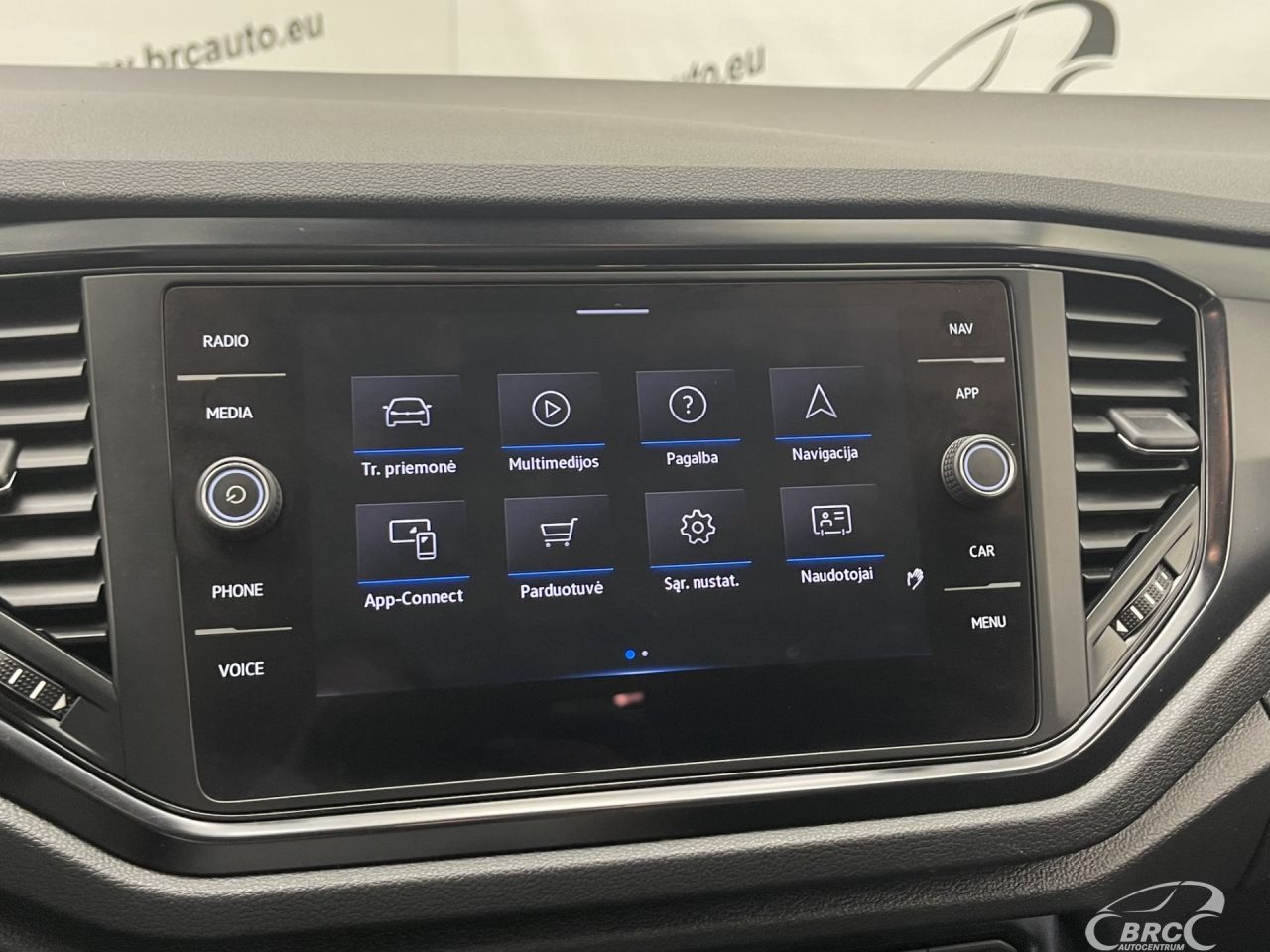 Volkswagen T-Roc | 34