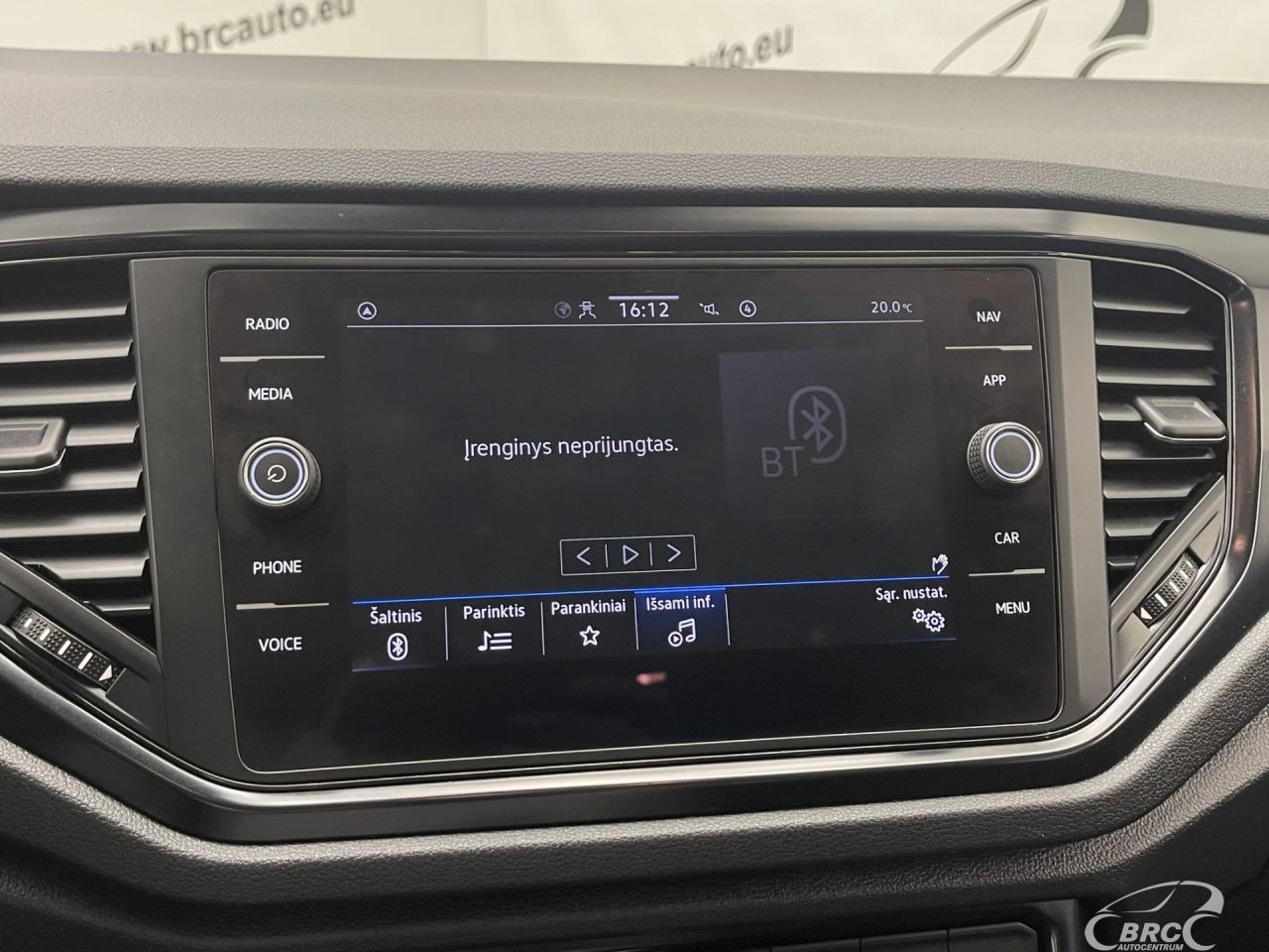 Volkswagen T-Roc | 32