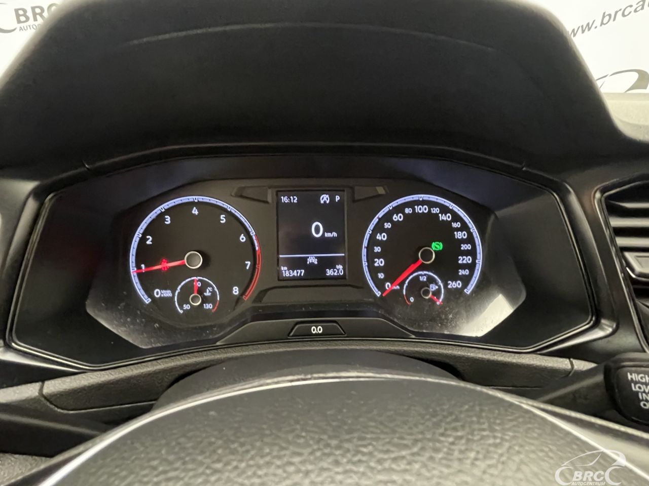 Volkswagen T-Roc | 29