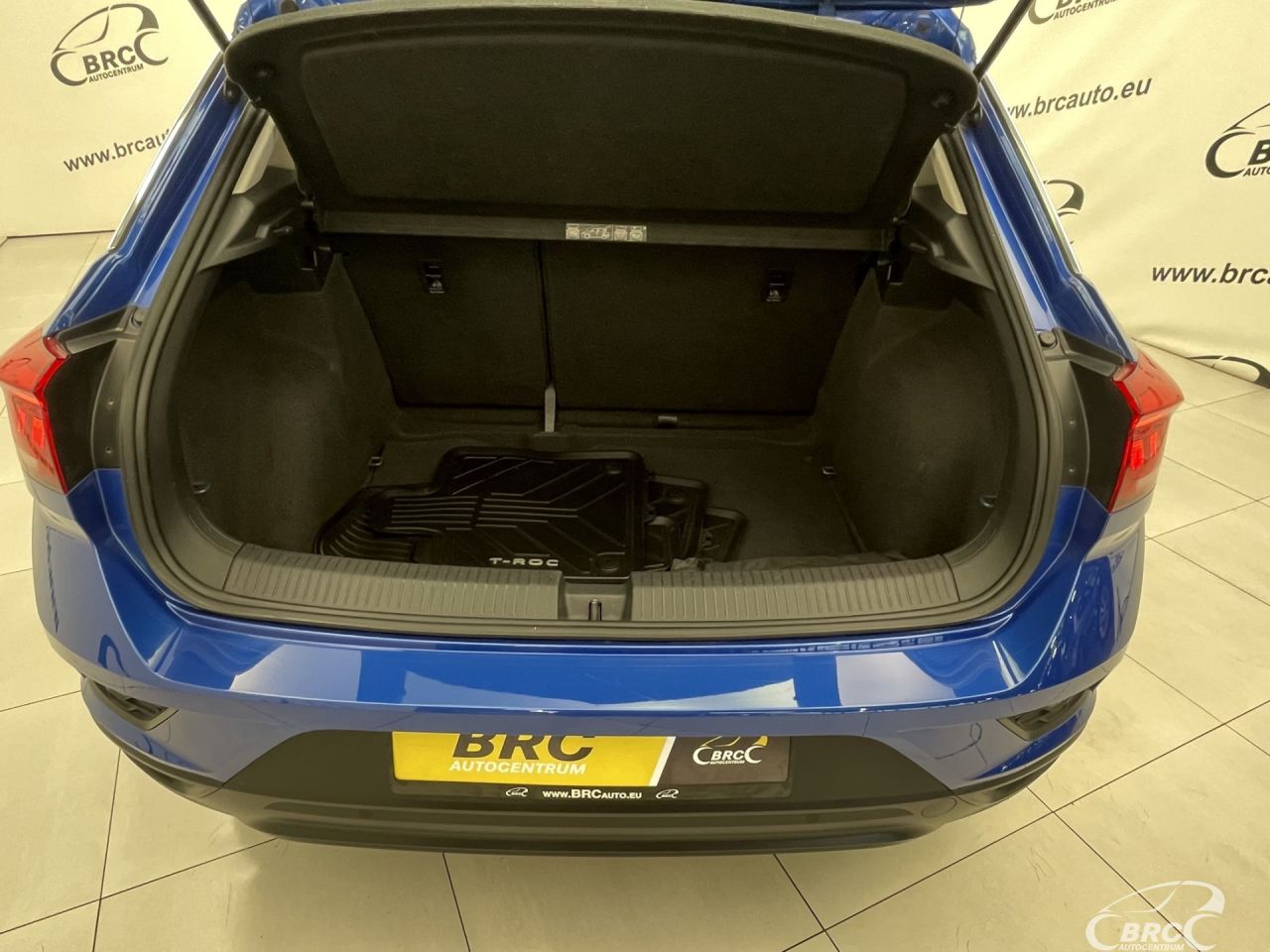 Volkswagen T-Roc | 42