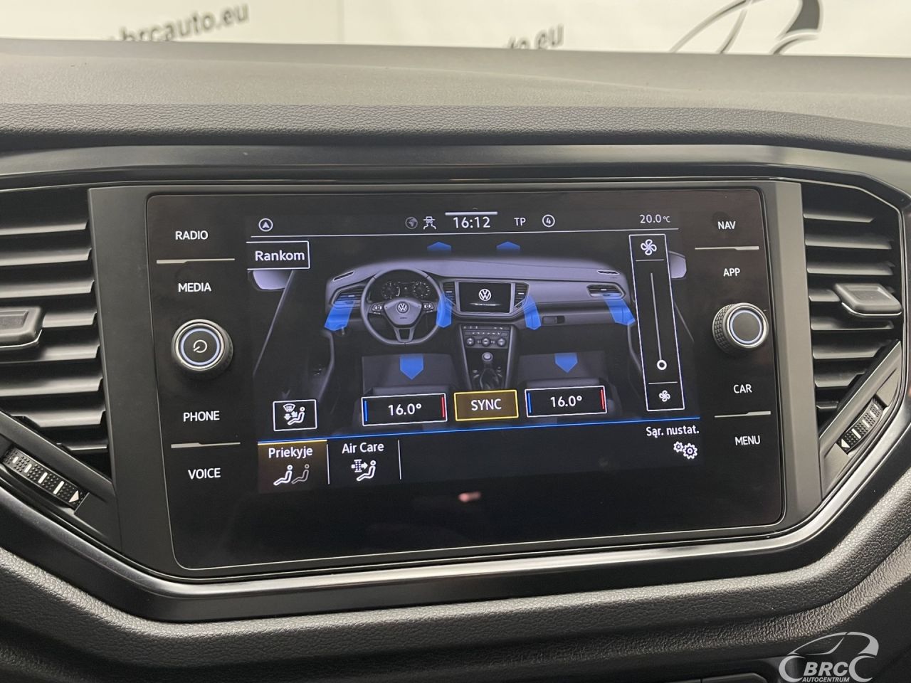 Volkswagen T-Roc | 36