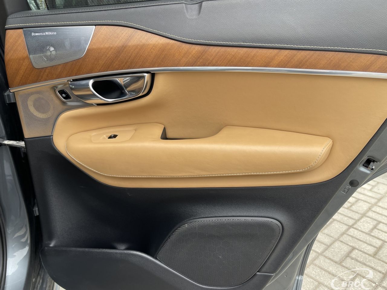 Volvo XC90 | 7