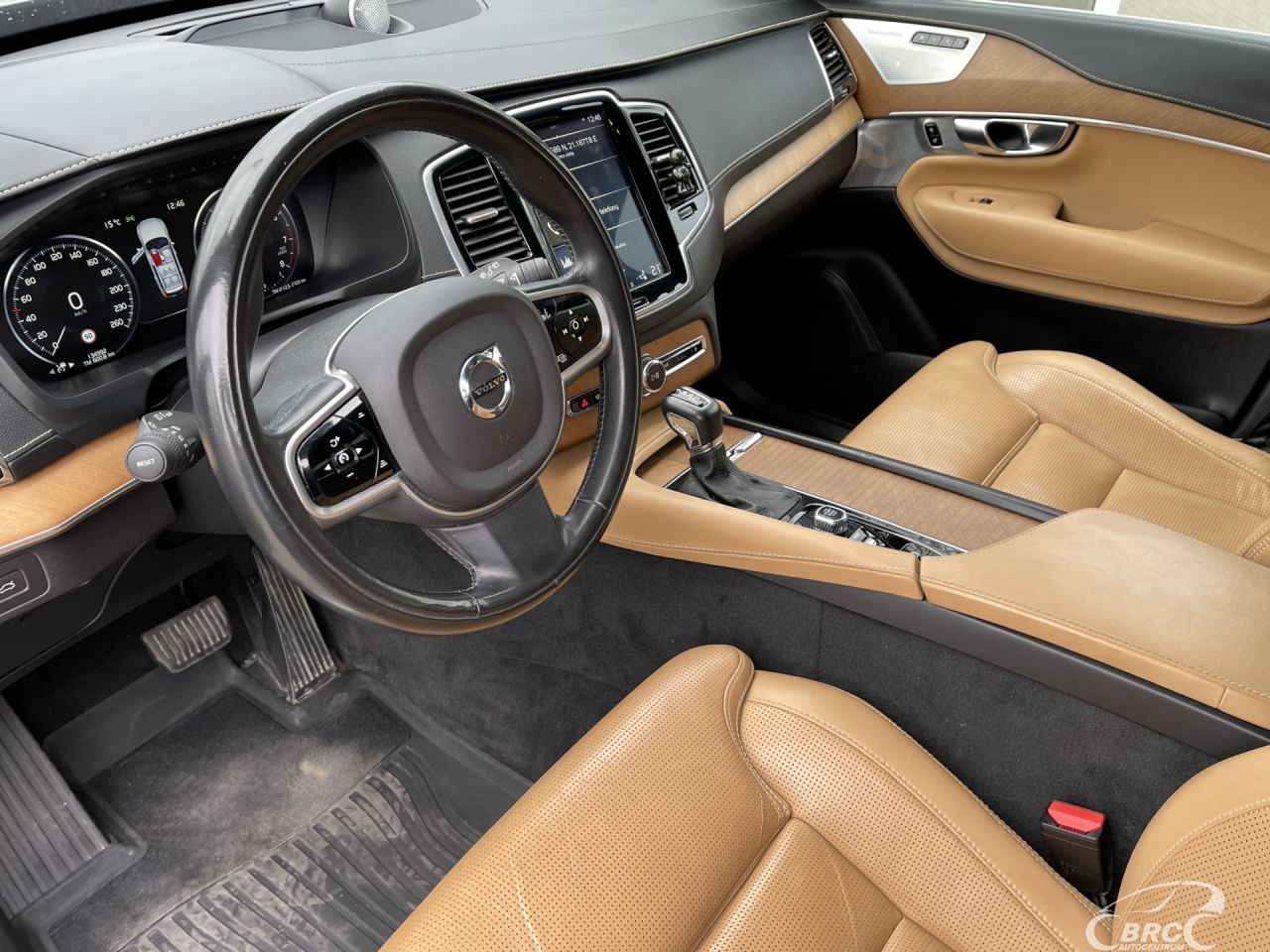 Volvo XC90 | 18