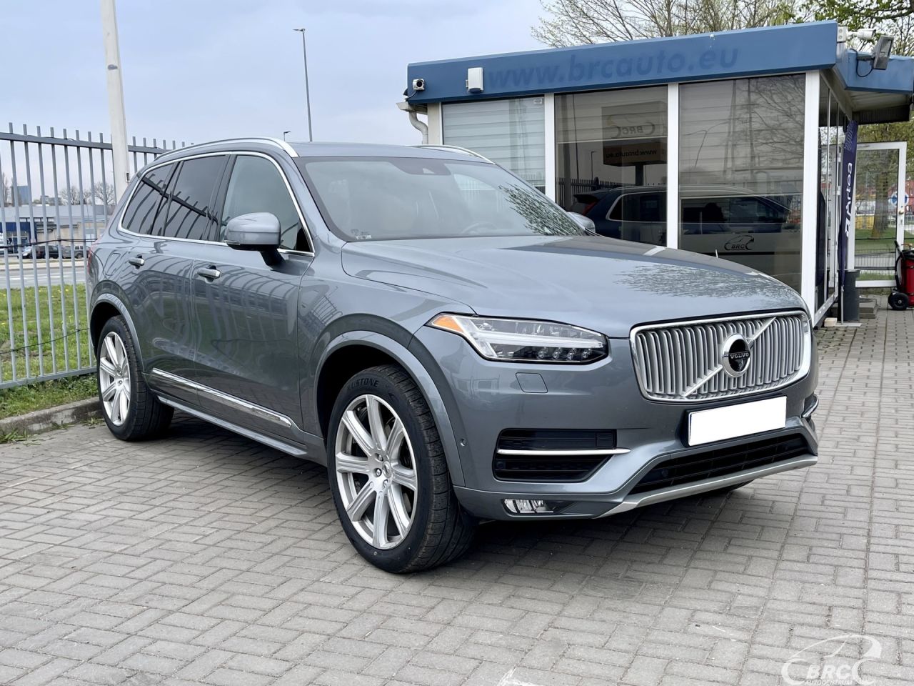 Volvo XC90 | 35