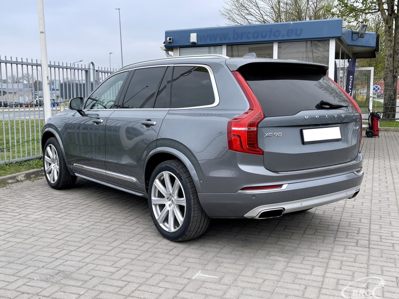 Volvo XC90 | 37