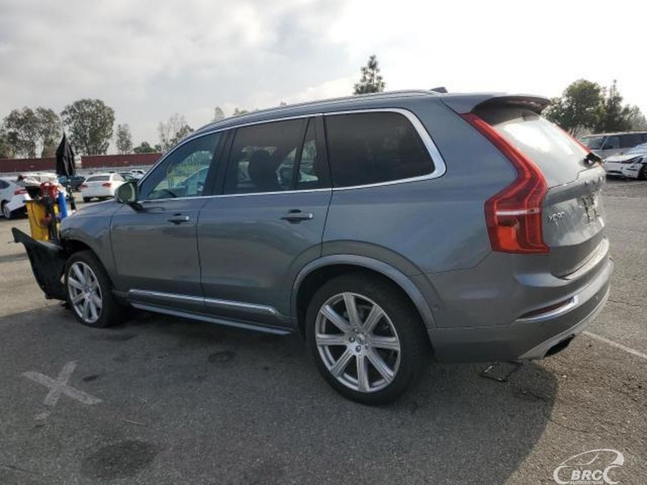 Volvo XC90 | 41