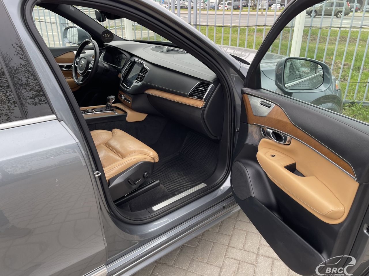 Volvo XC90 | 2