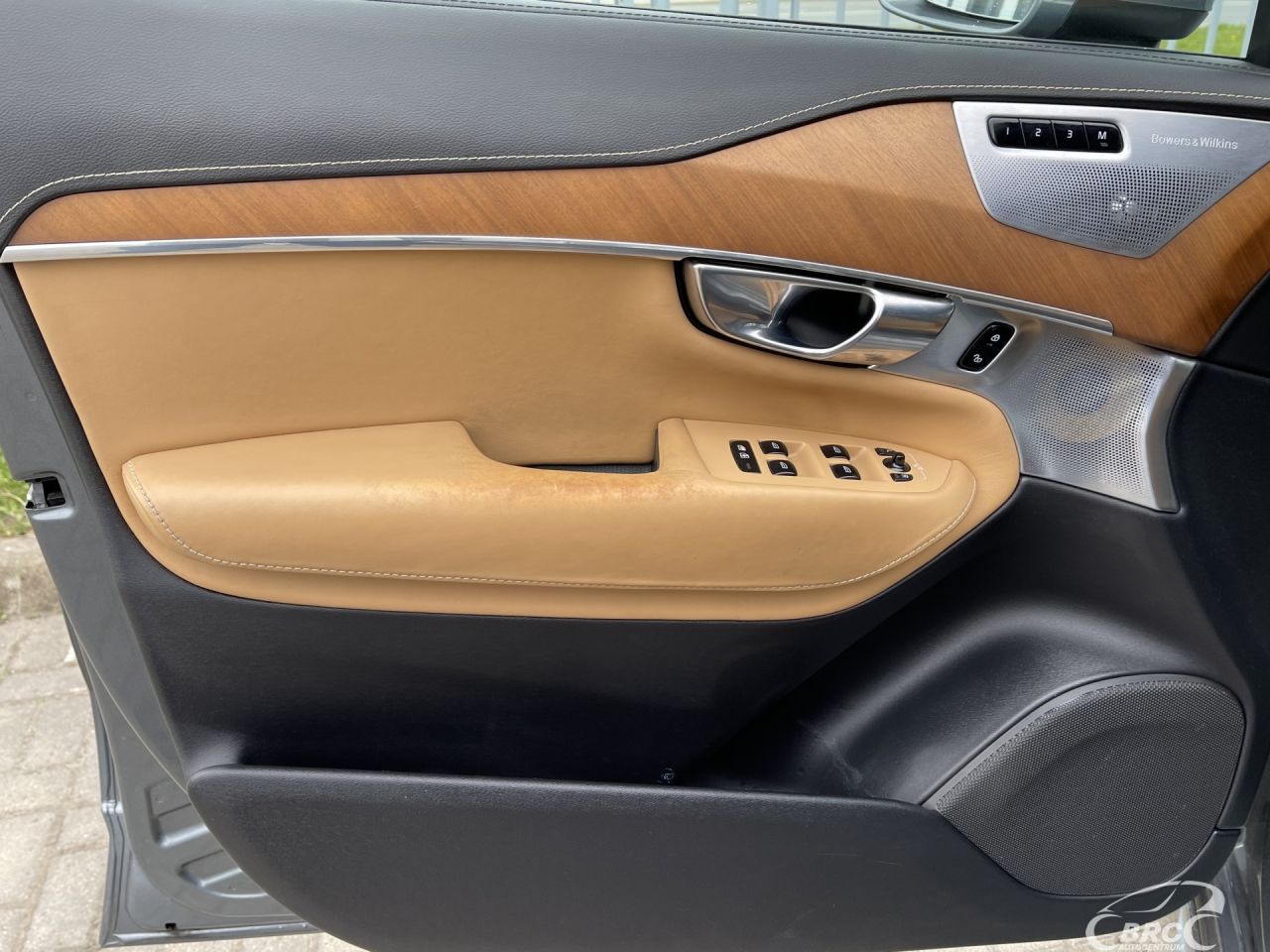 Volvo XC90 | 16