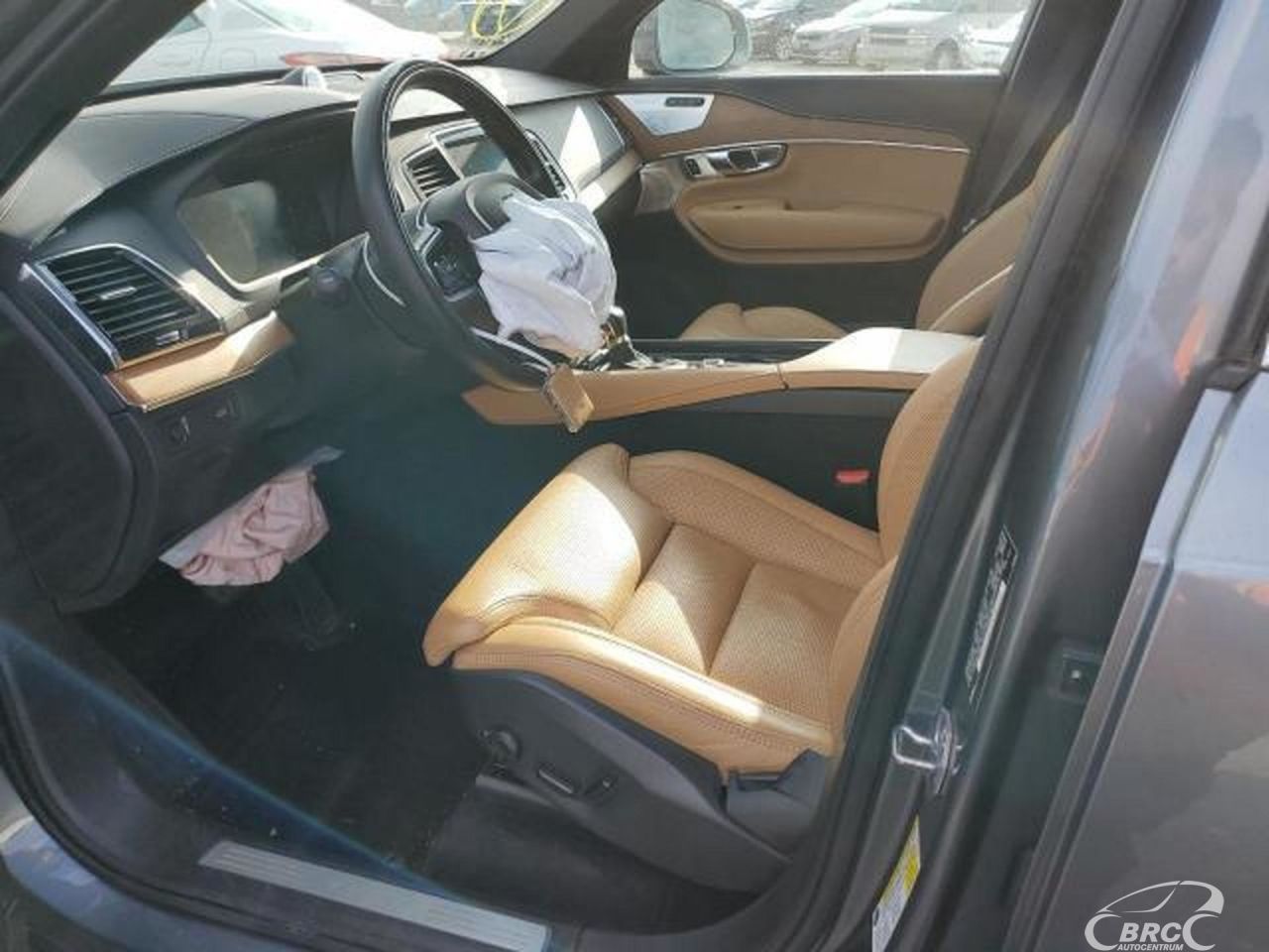 Volvo XC90 | 46