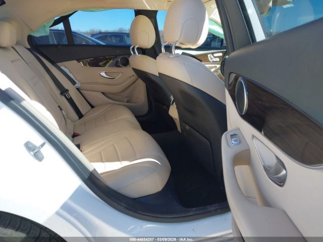 Mercedes-Benz C300 | 7