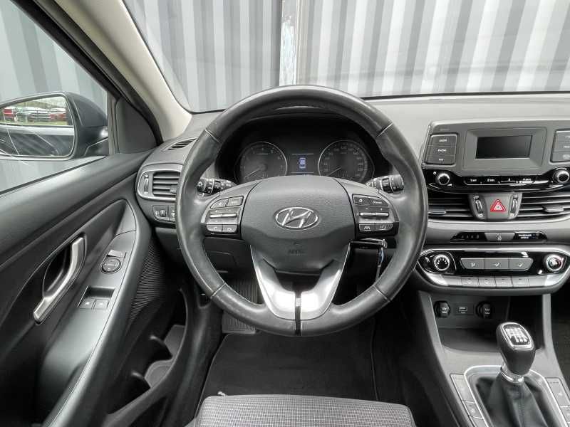 Hyundai i30 | 10