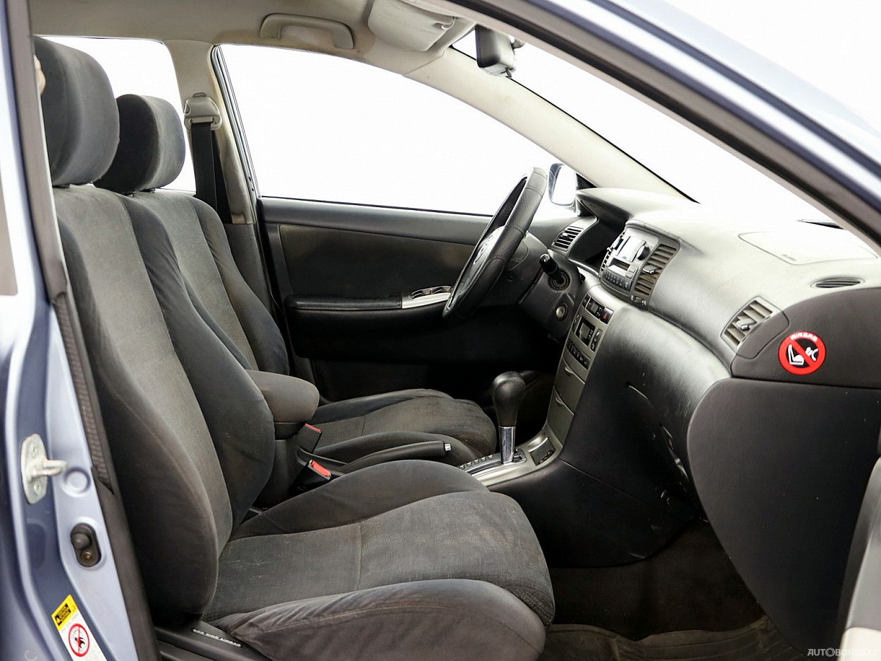 Toyota Corolla | 5