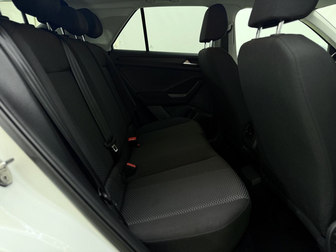 Volkswagen T-Roc | 12