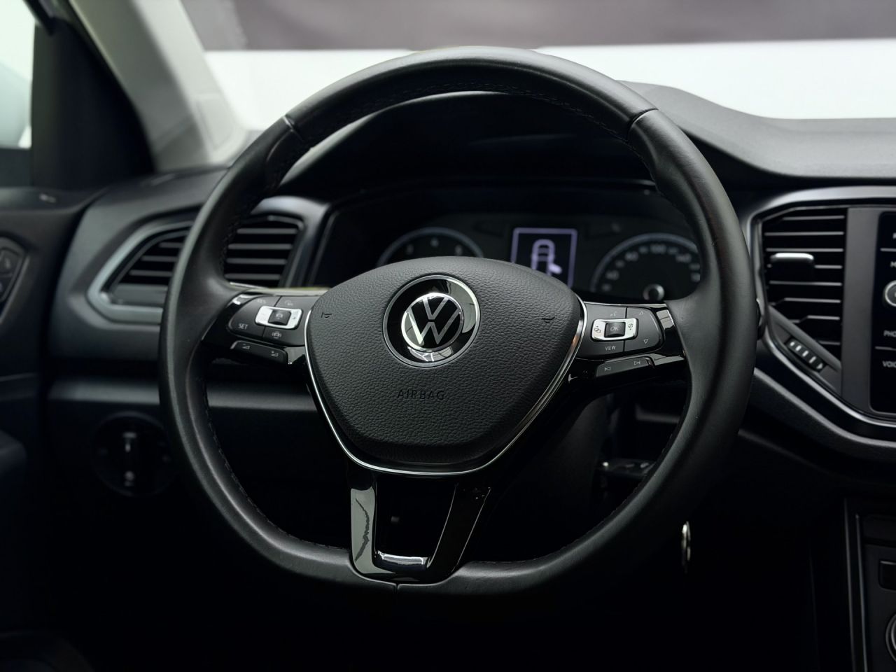 Volkswagen T-Roc | 16