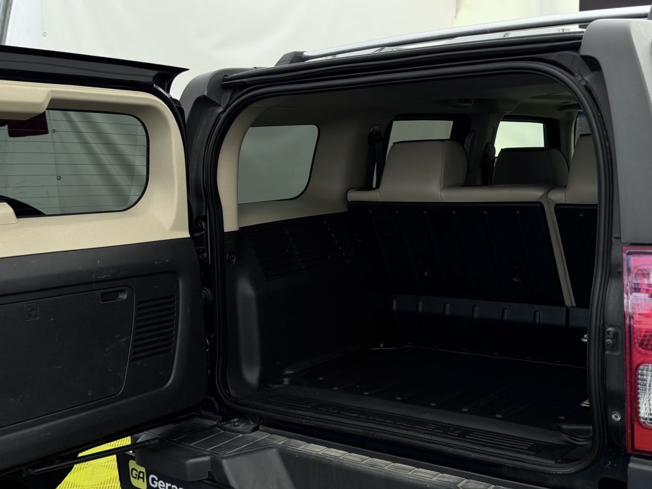 Hummer H3 | 11