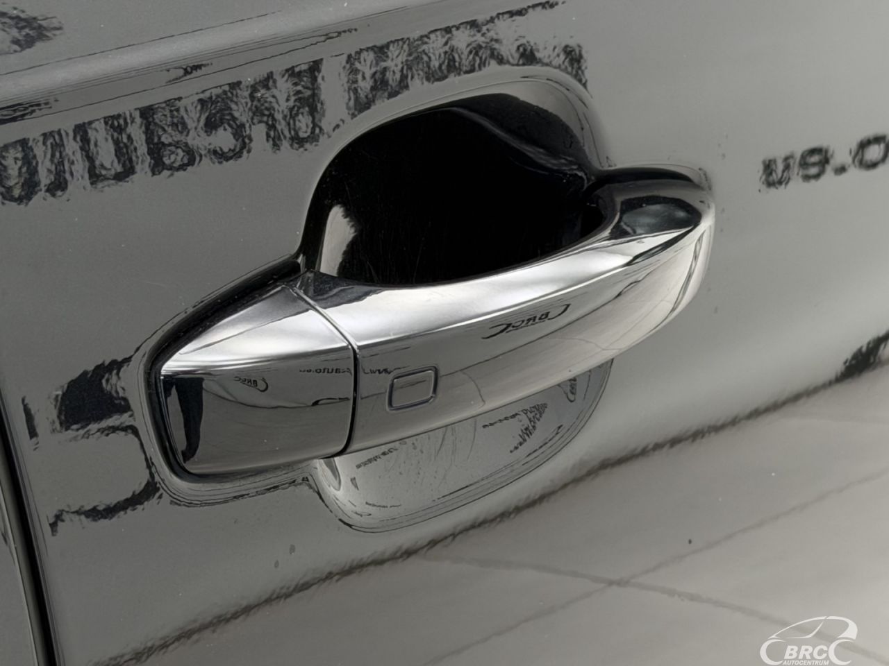 Audi Q7 | 8