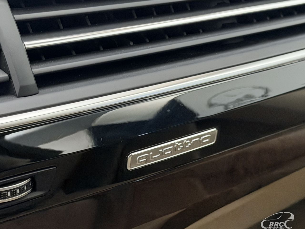 Audi Q7 | 31