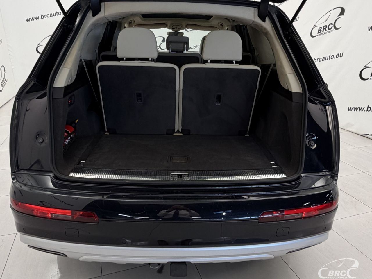 Audi Q7 | 47