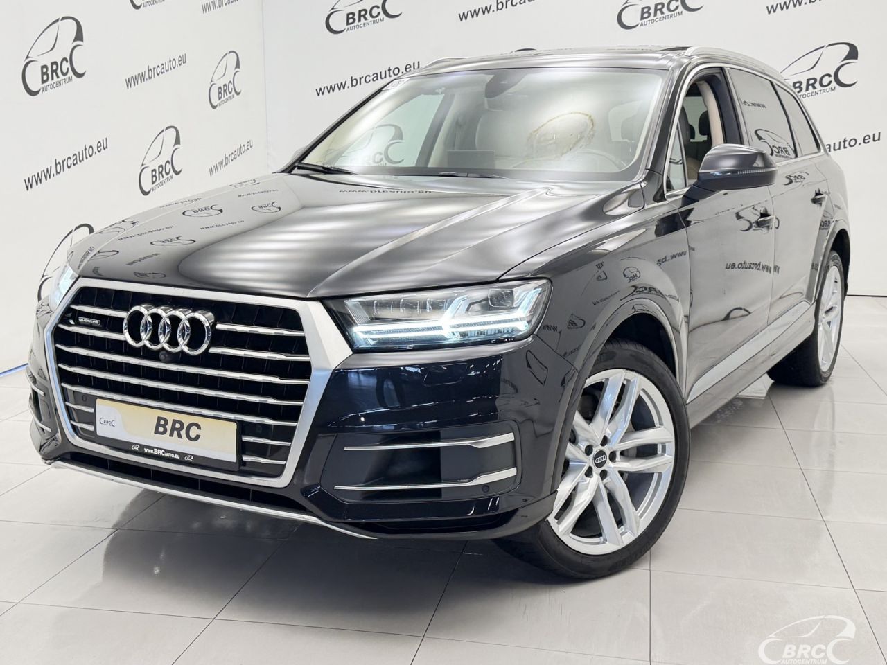 Audi Q7 | 51