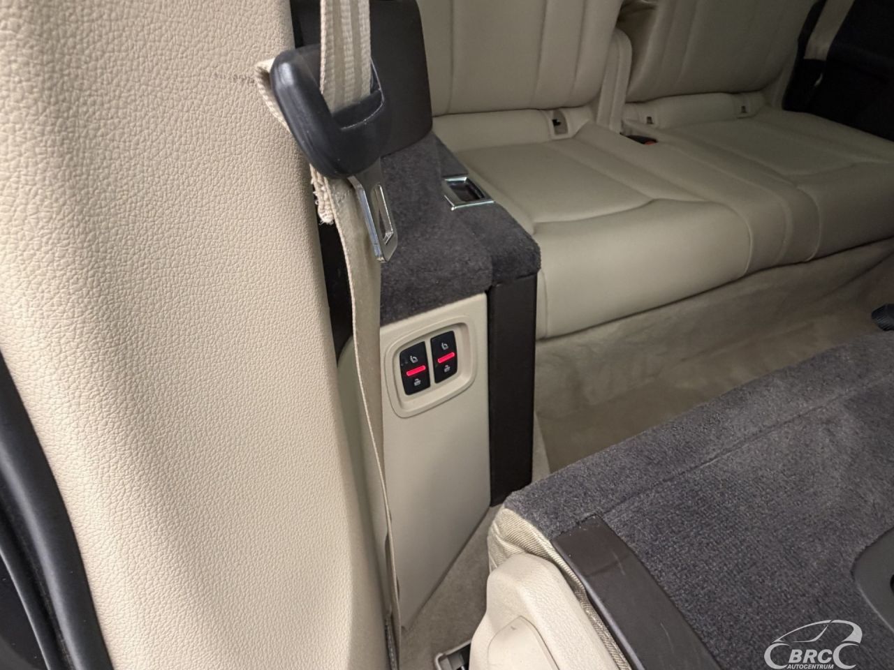 Audi Q7 | 14