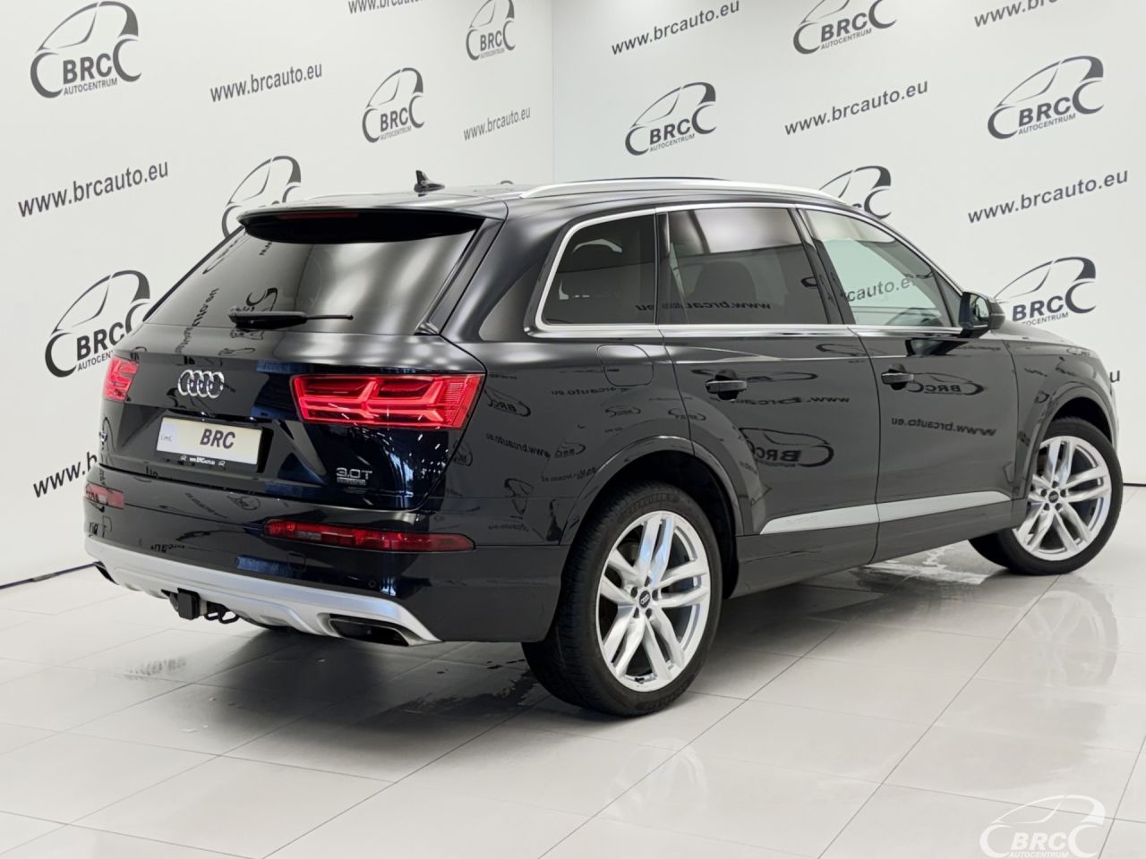 Audi Q7 | 1