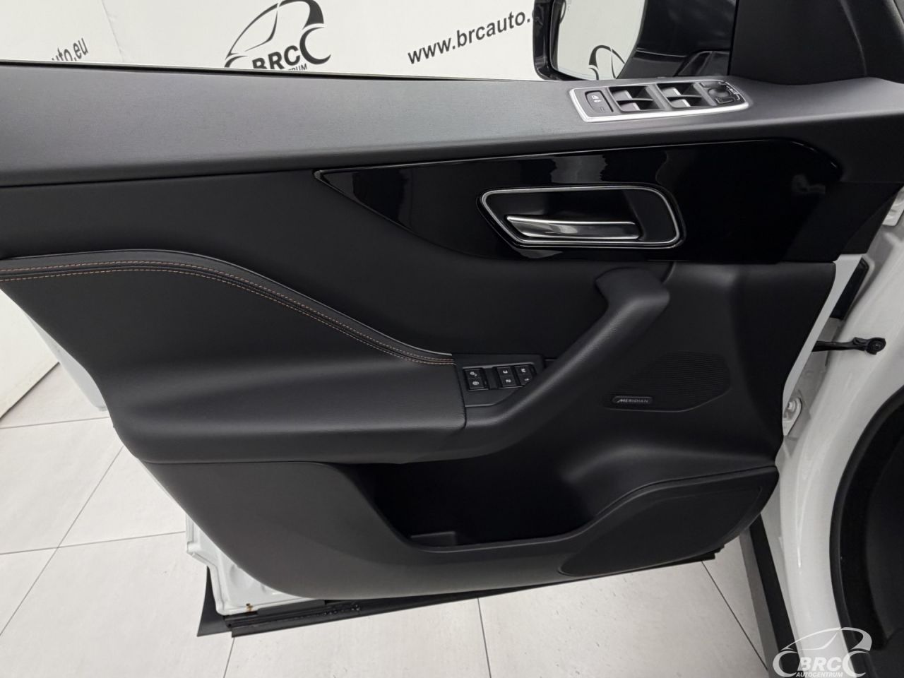 Jaguar F-Pace | 22