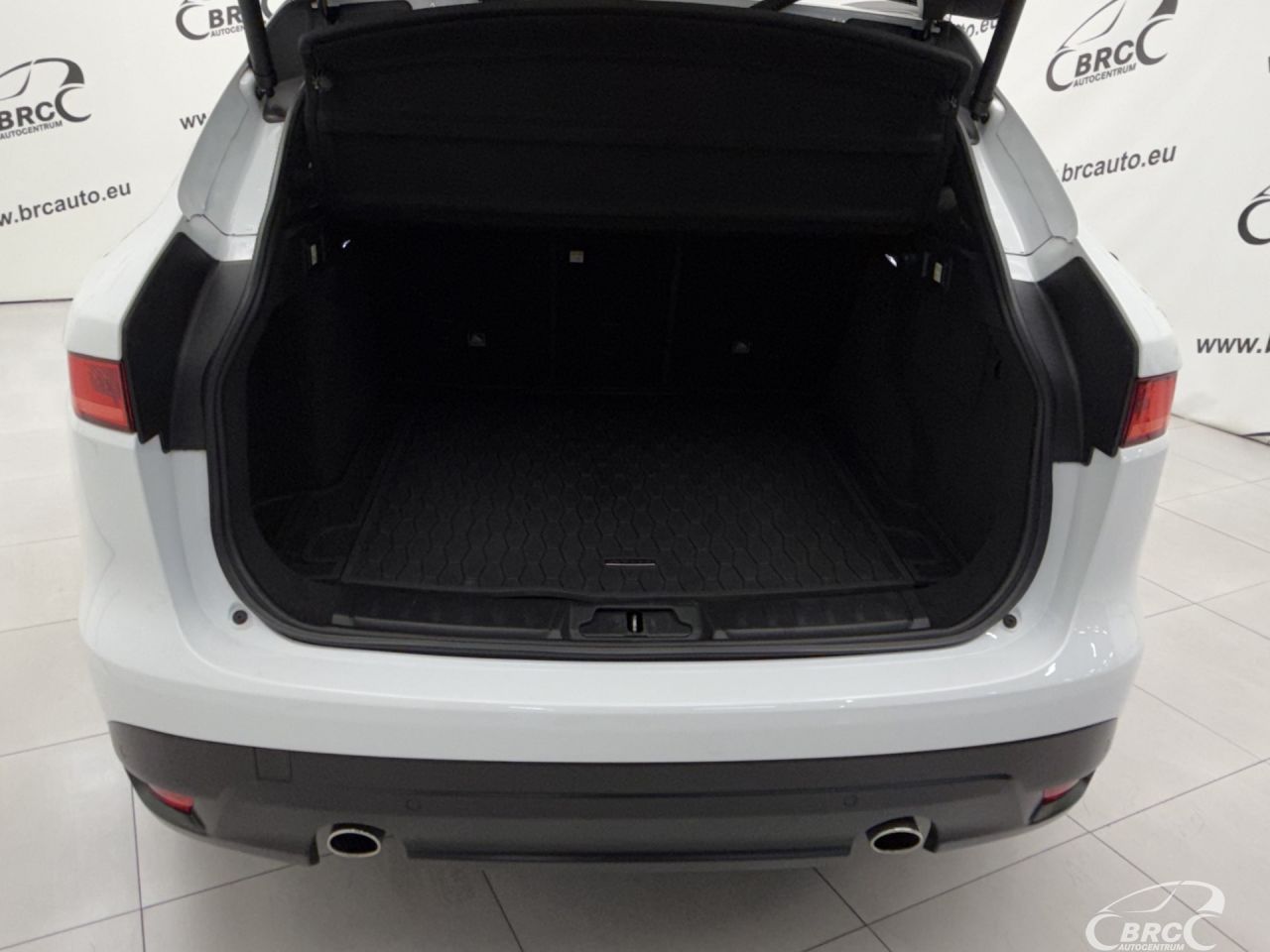 Jaguar F-Pace | 47