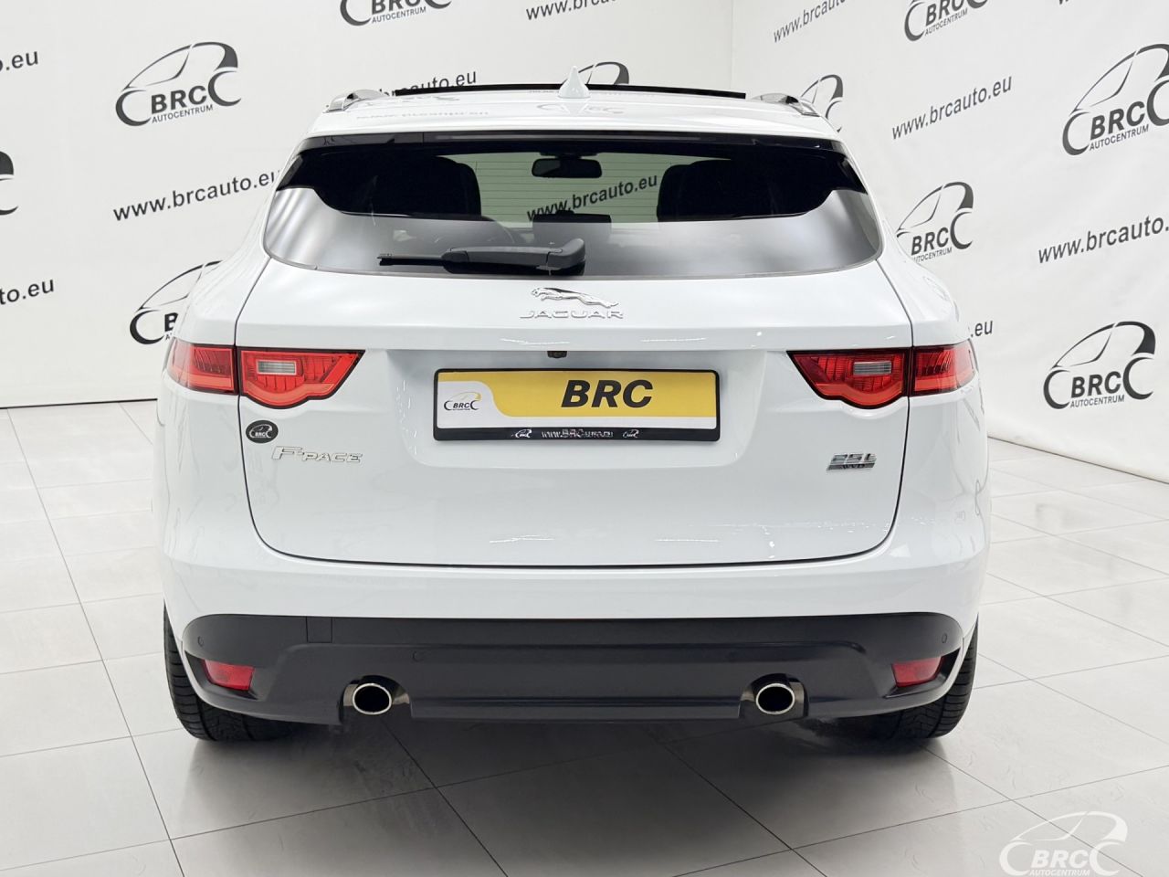 Jaguar F-Pace | 52