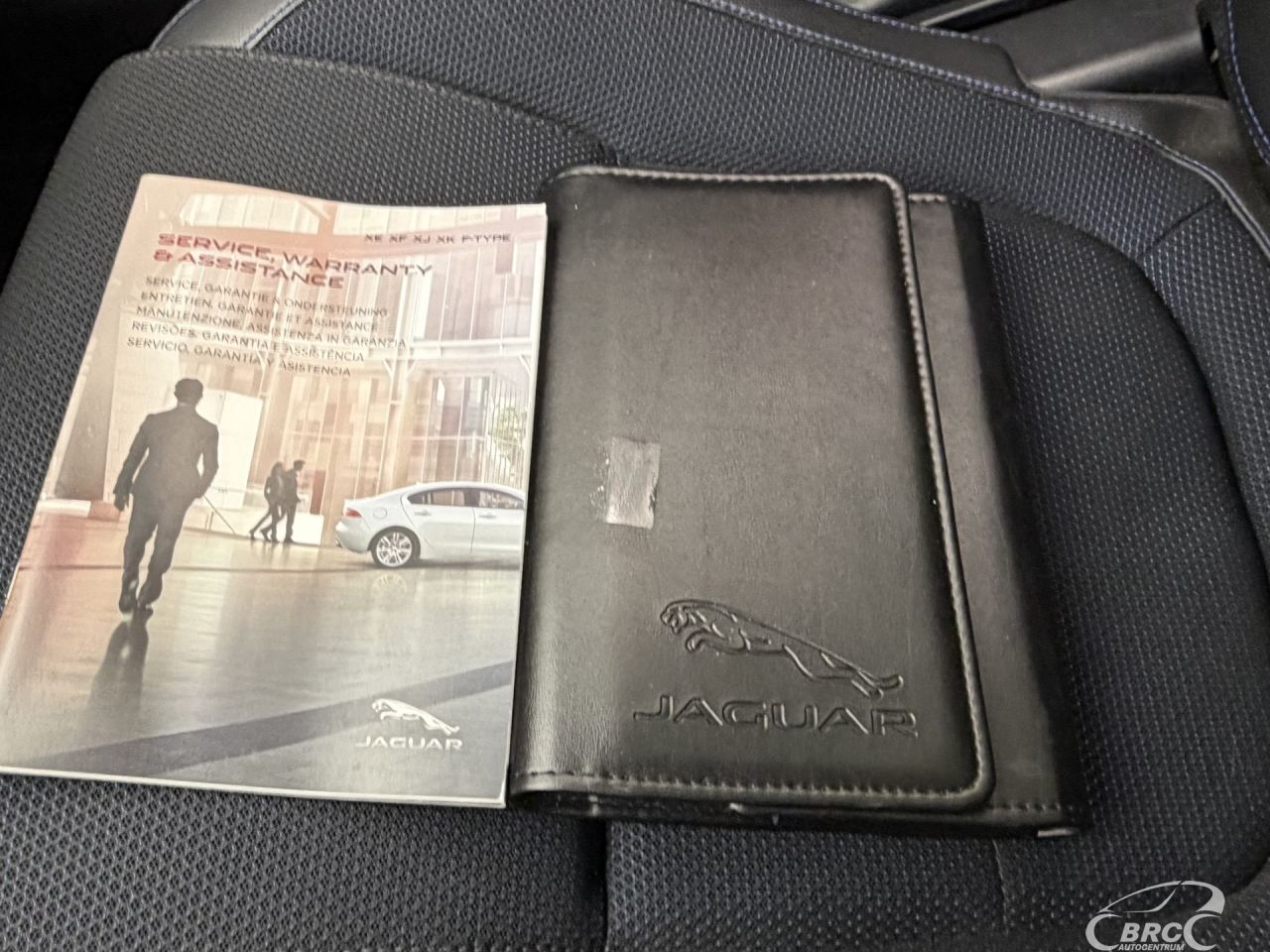 Jaguar XE | 44